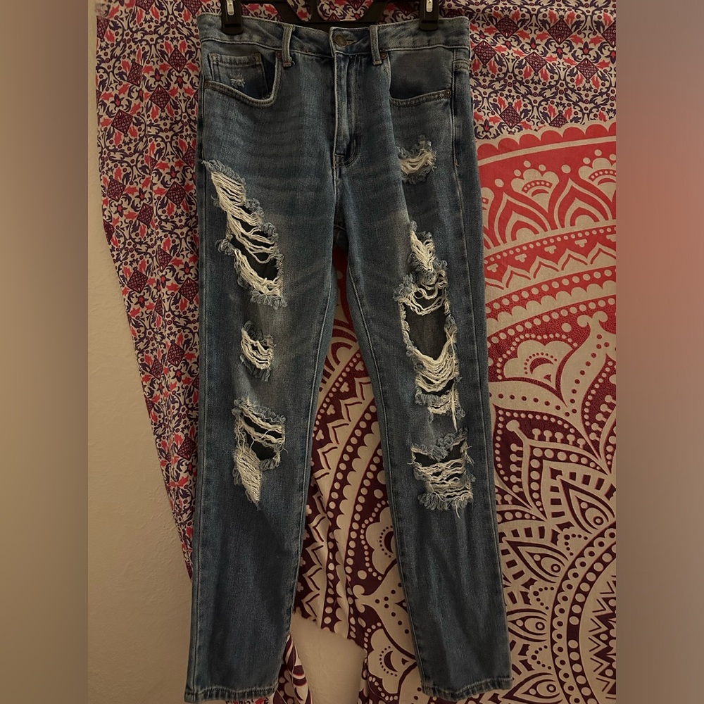 F21 high rise ripped mom jeans